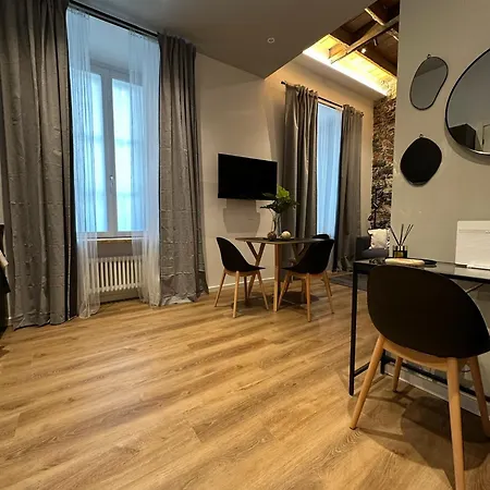 Lägenhet Urban Chic Black Como